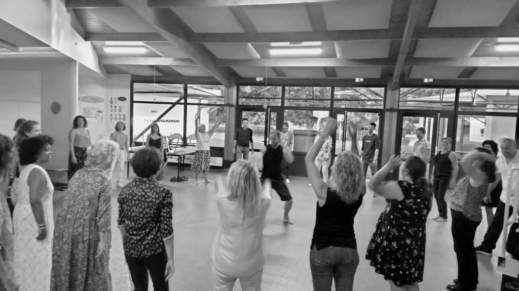 Groupe de circle songs bOza